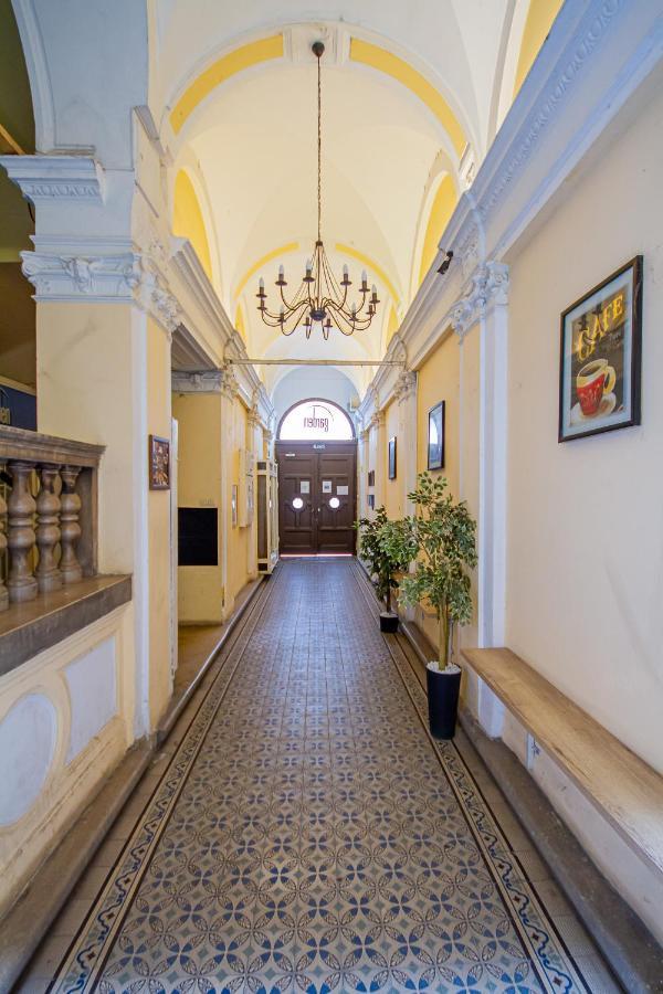Urania Apartment ブダペスト エクステリア 写真